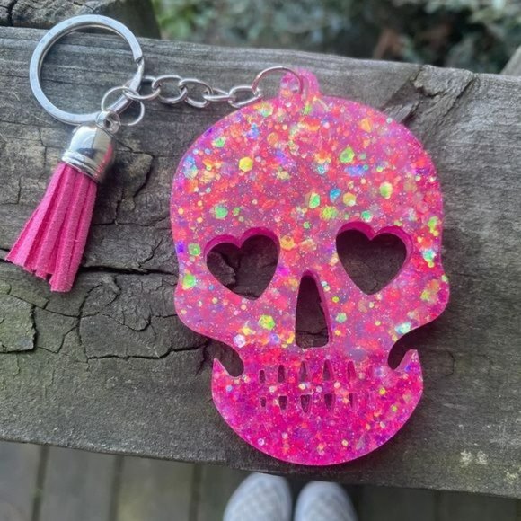 Accessories - RELISTED Pink Skull Glitter Keychain - Hearts